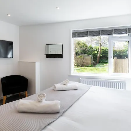 Pensión The Nook - Self Serviced 4*